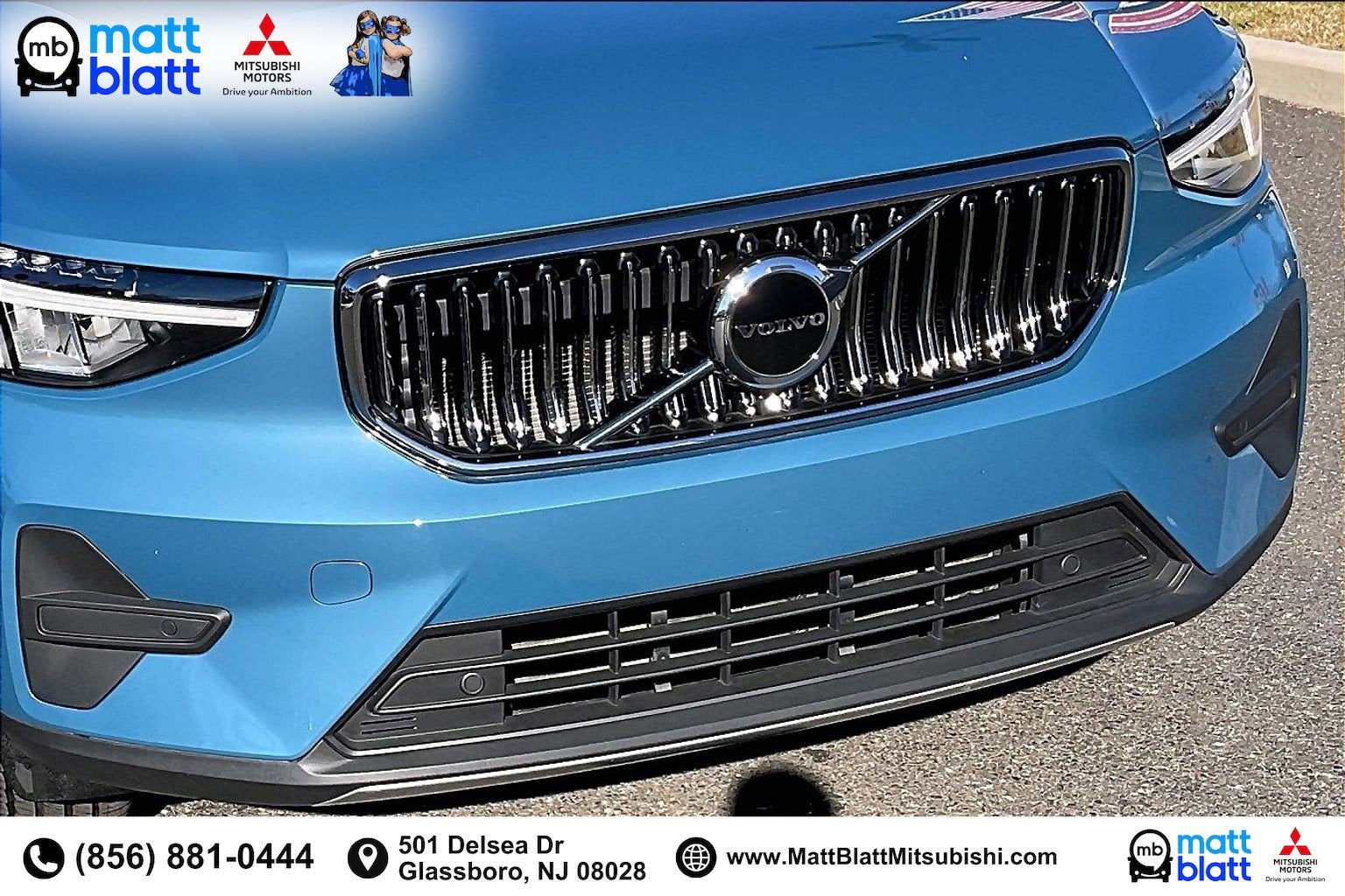 2025 Volvo XC40 Core Bright Theme