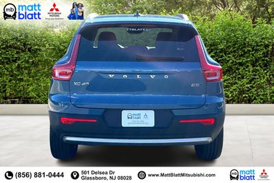 2025 Volvo XC40 Core Bright Theme