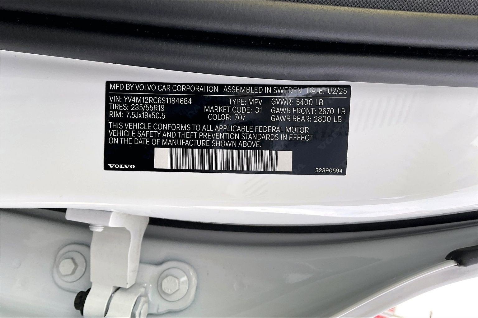 2025 Volvo XC60 Plus