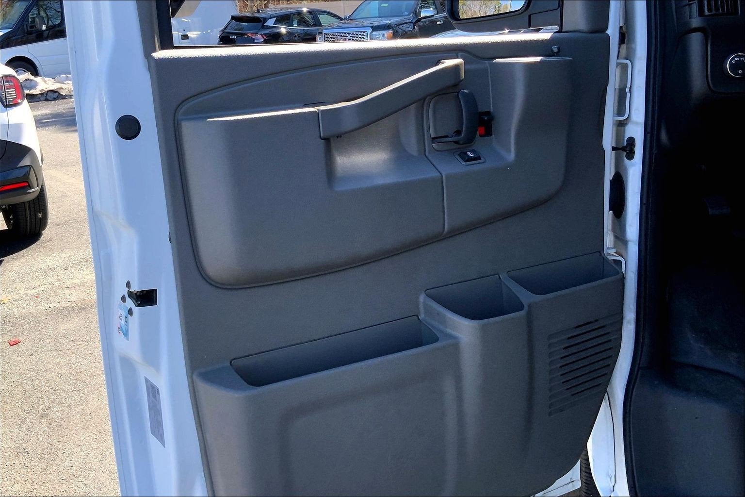 2024 GMC Savana Cargo Van 2500