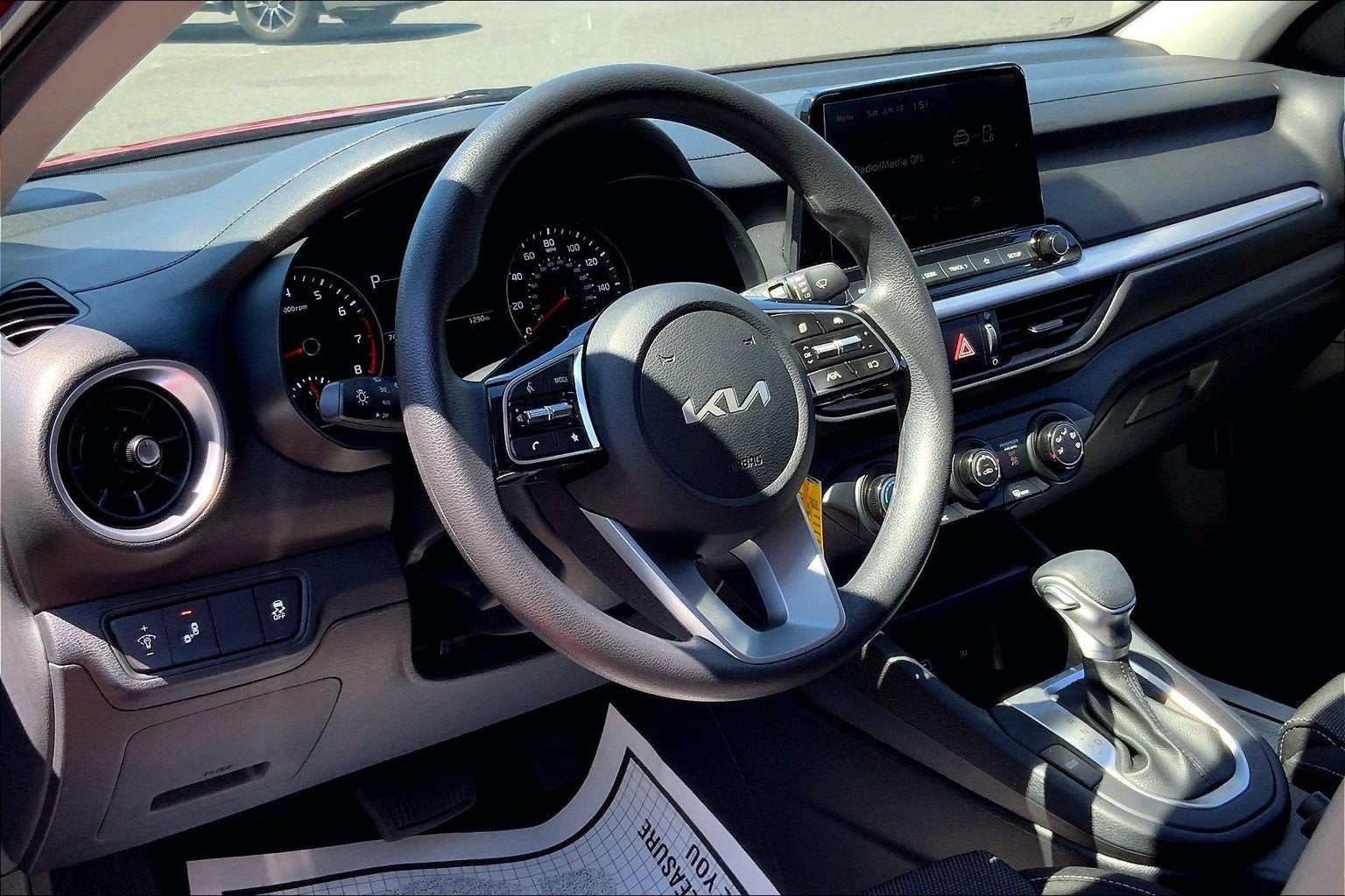 2024 Kia Forte LXS - Photo 15