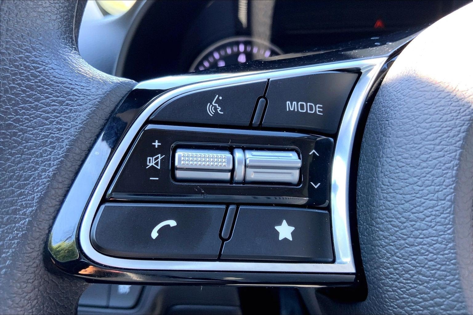 2024 Kia Forte LXS - Photo 19