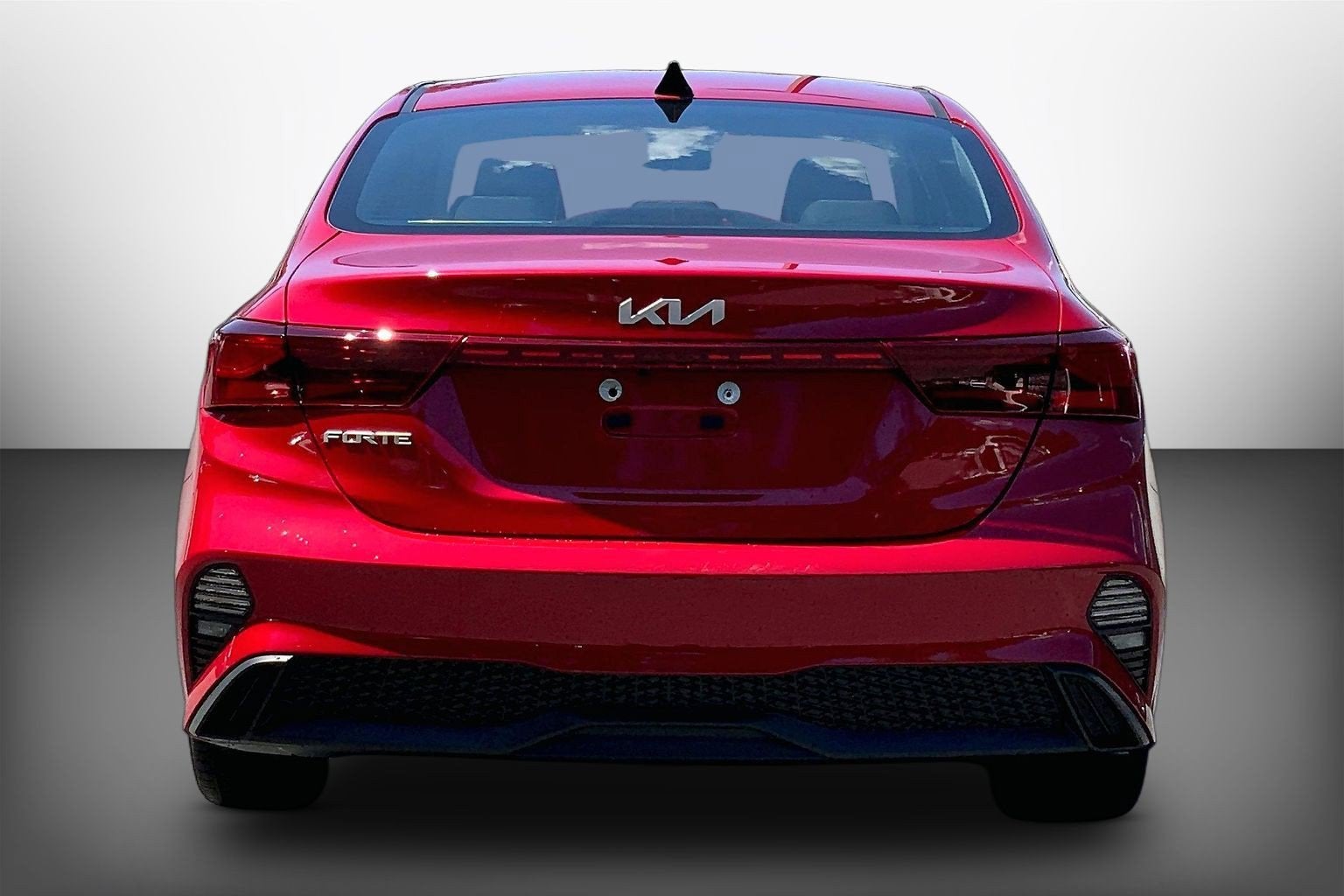 2024 Kia Forte LXS - Photo 6
