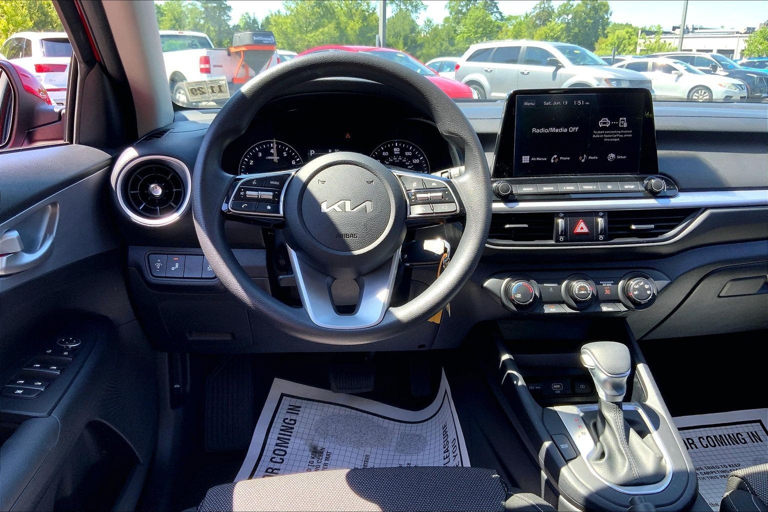 2024 Kia Forte LXS - Photo 7