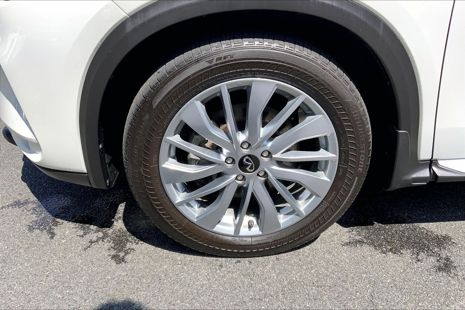 2023 INFINITI QX50 LUXE