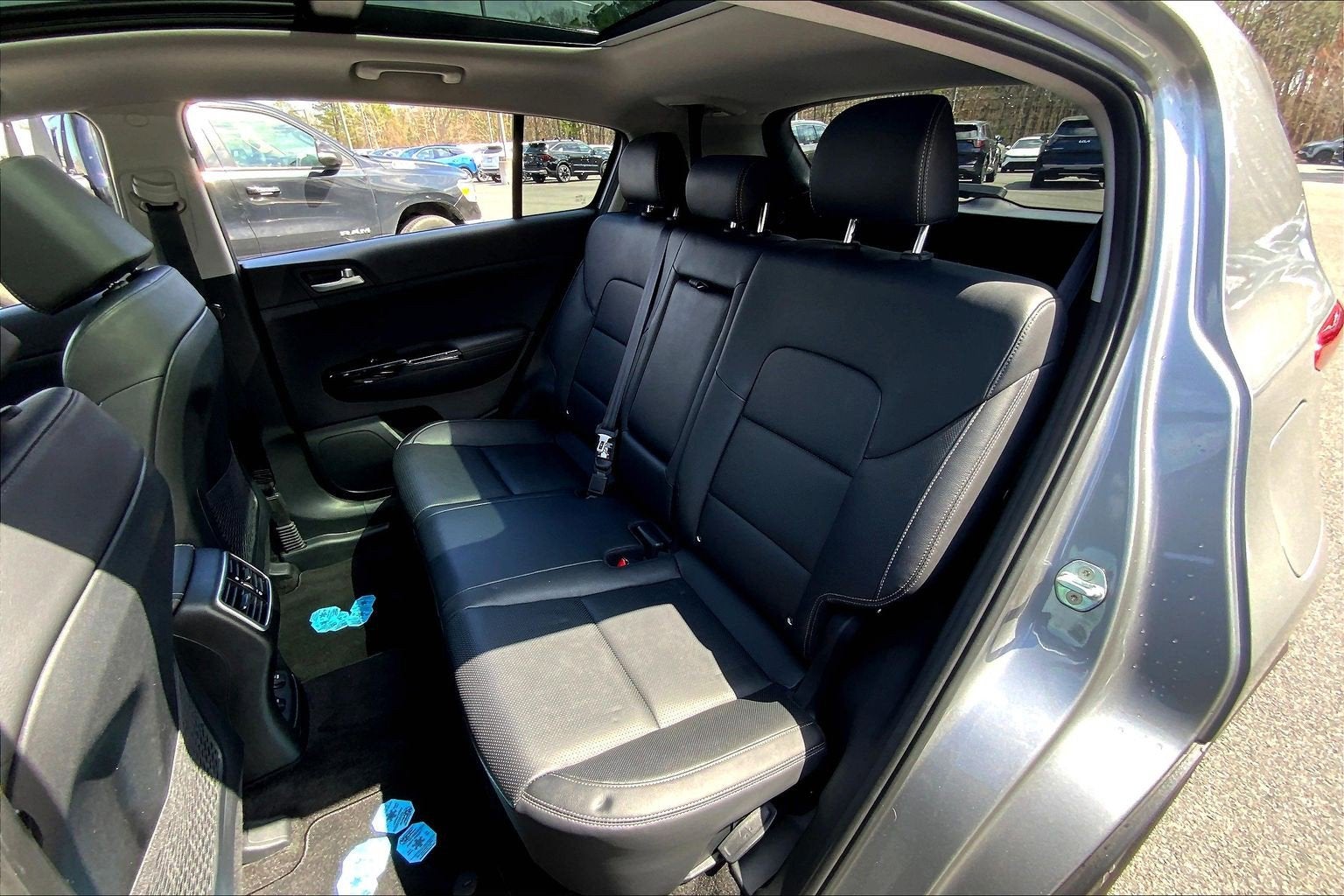 2022 Kia Sportage EX