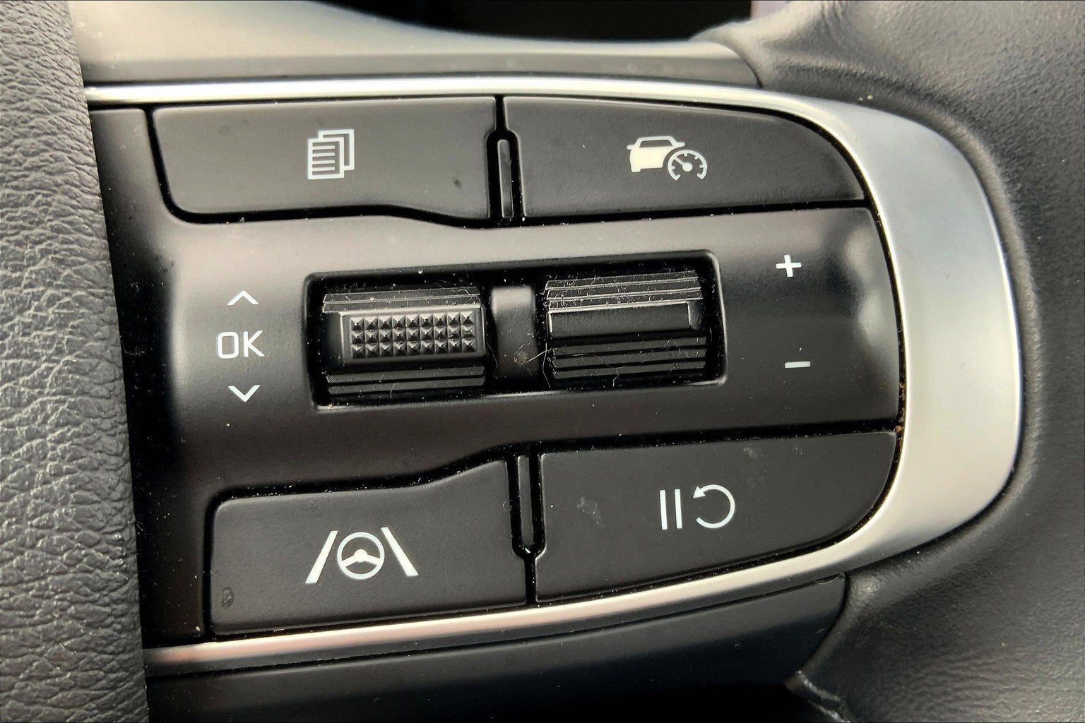 2023 Kia Sportage Plug-In Hybrid X-Line