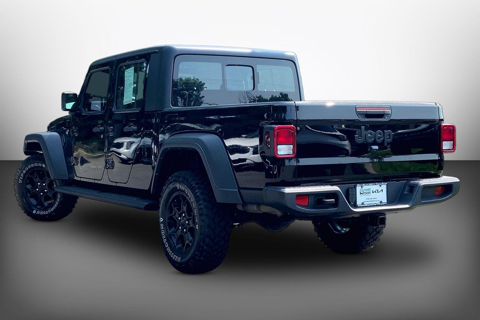 2023 Jeep Gladiator Sport