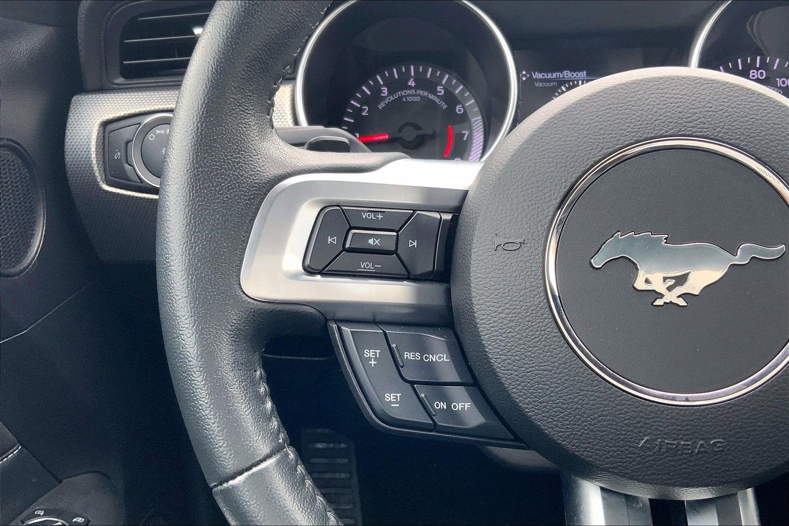 2019 Ford Mustang Eco