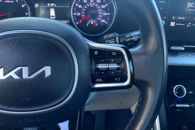 2024 Kia Carnival LX