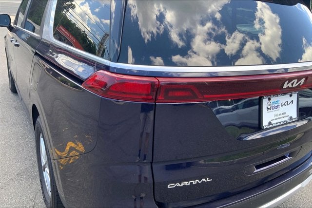 2024 Kia Carnival LX