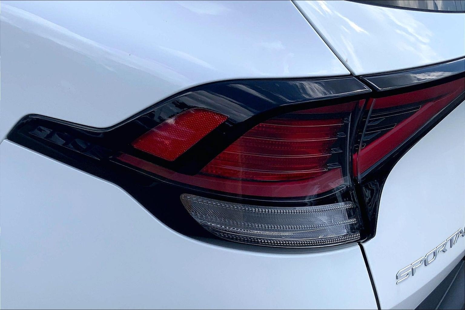 2023 Kia Sportage Hybrid LX