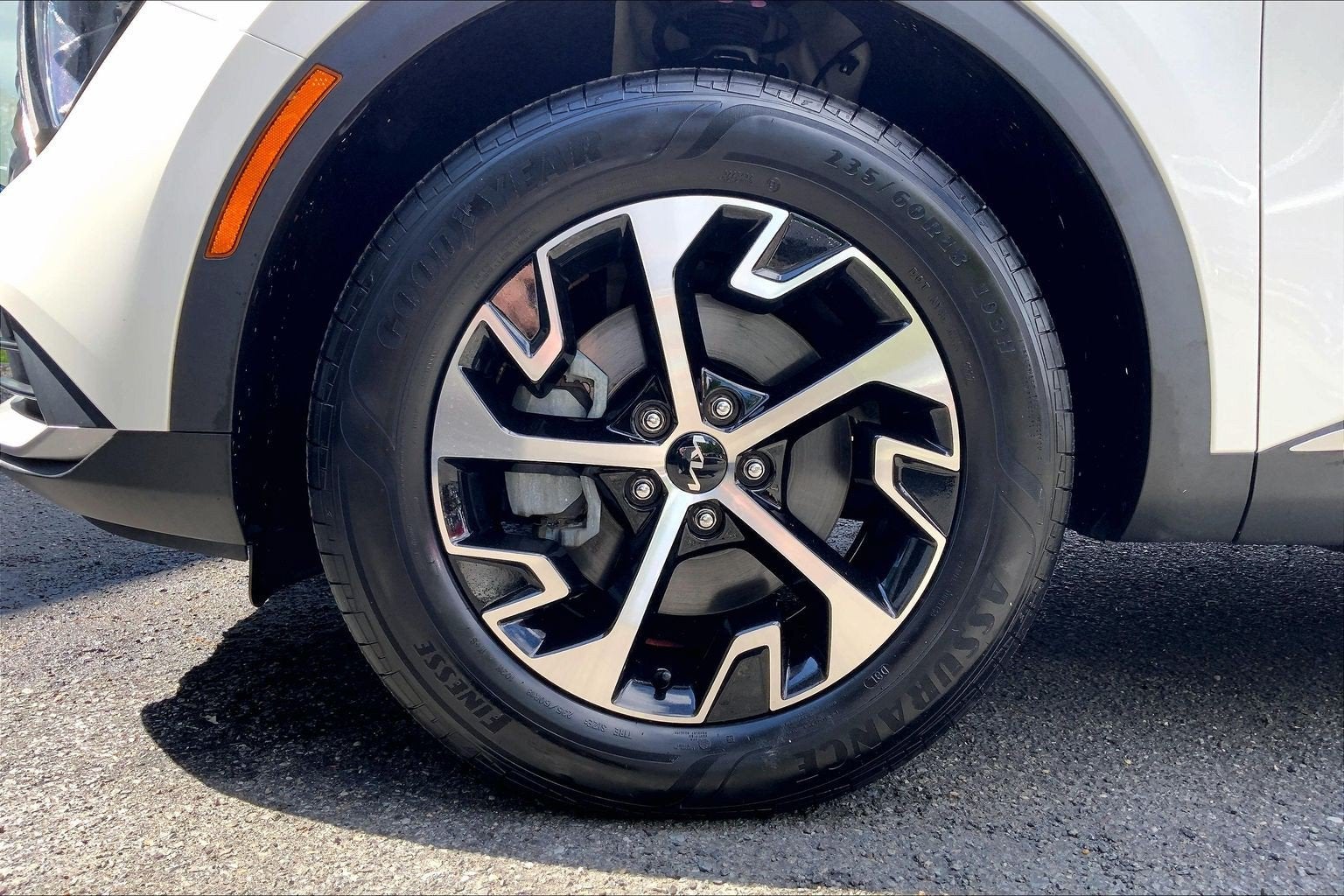 2023 Kia Sportage Hybrid EX