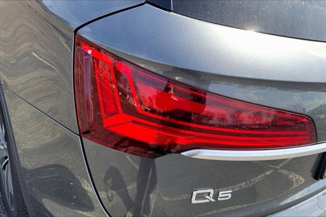 2023 Audi Q5 S line Premium
