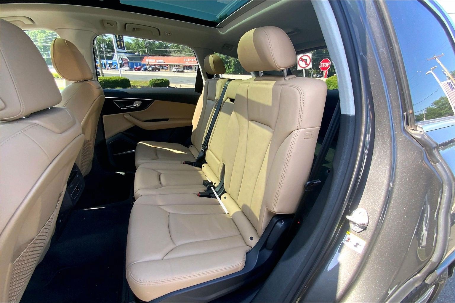 2022 Audi Q7 Premium Plus